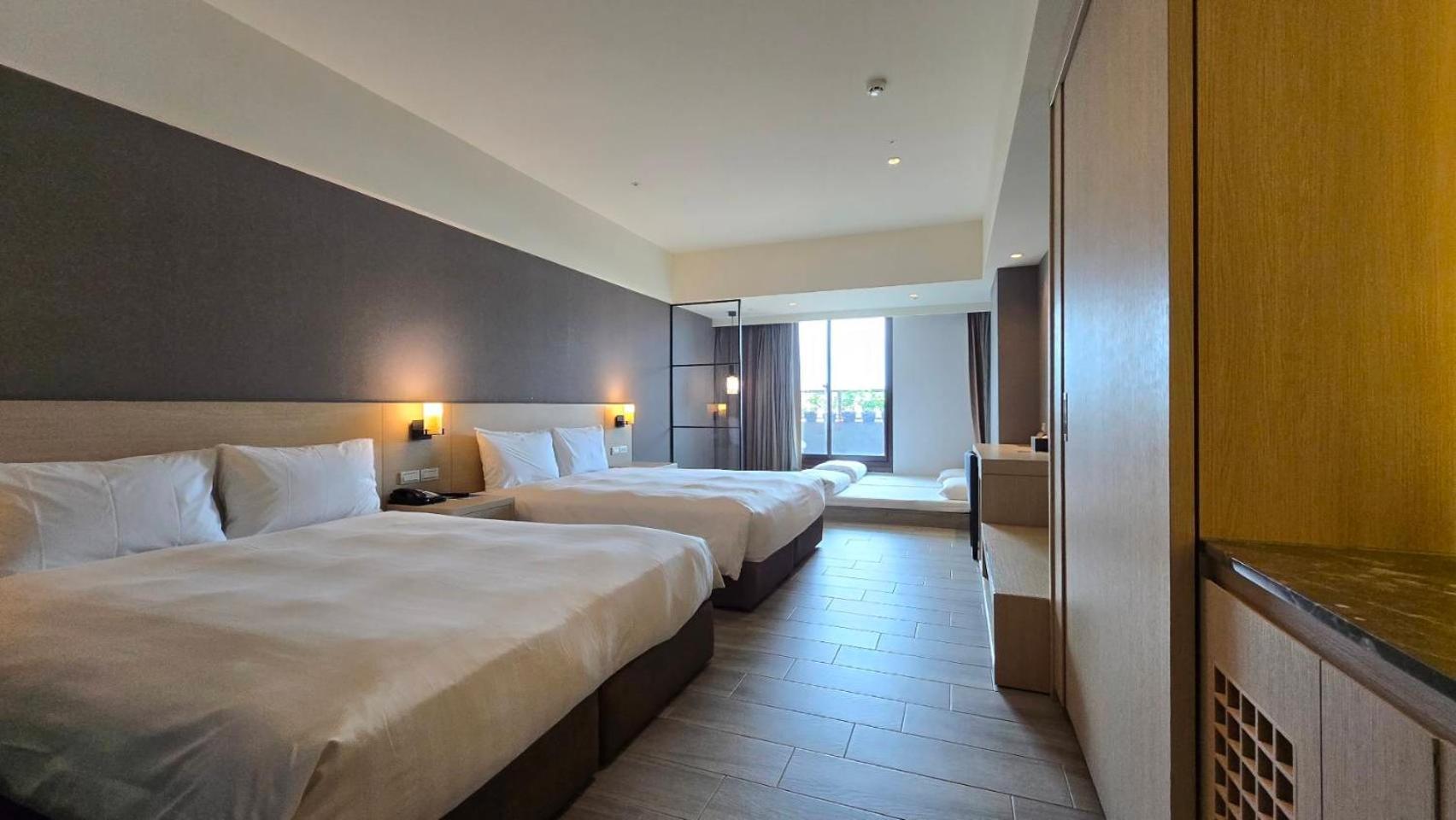 Grand Bay Resort Hotel Heng-ch'un Εξωτερικό φωτογραφία Deluxe Family Room